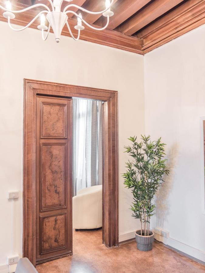Riva Palace Apartments By Wonderful Italy Venise Extérieur photo