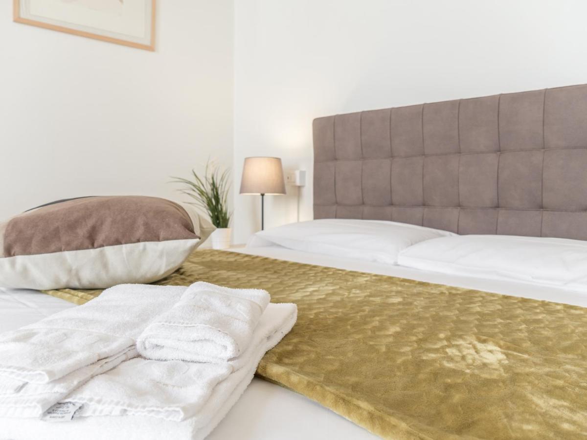 Riva Palace Apartments By Wonderful Italy Venise Extérieur photo