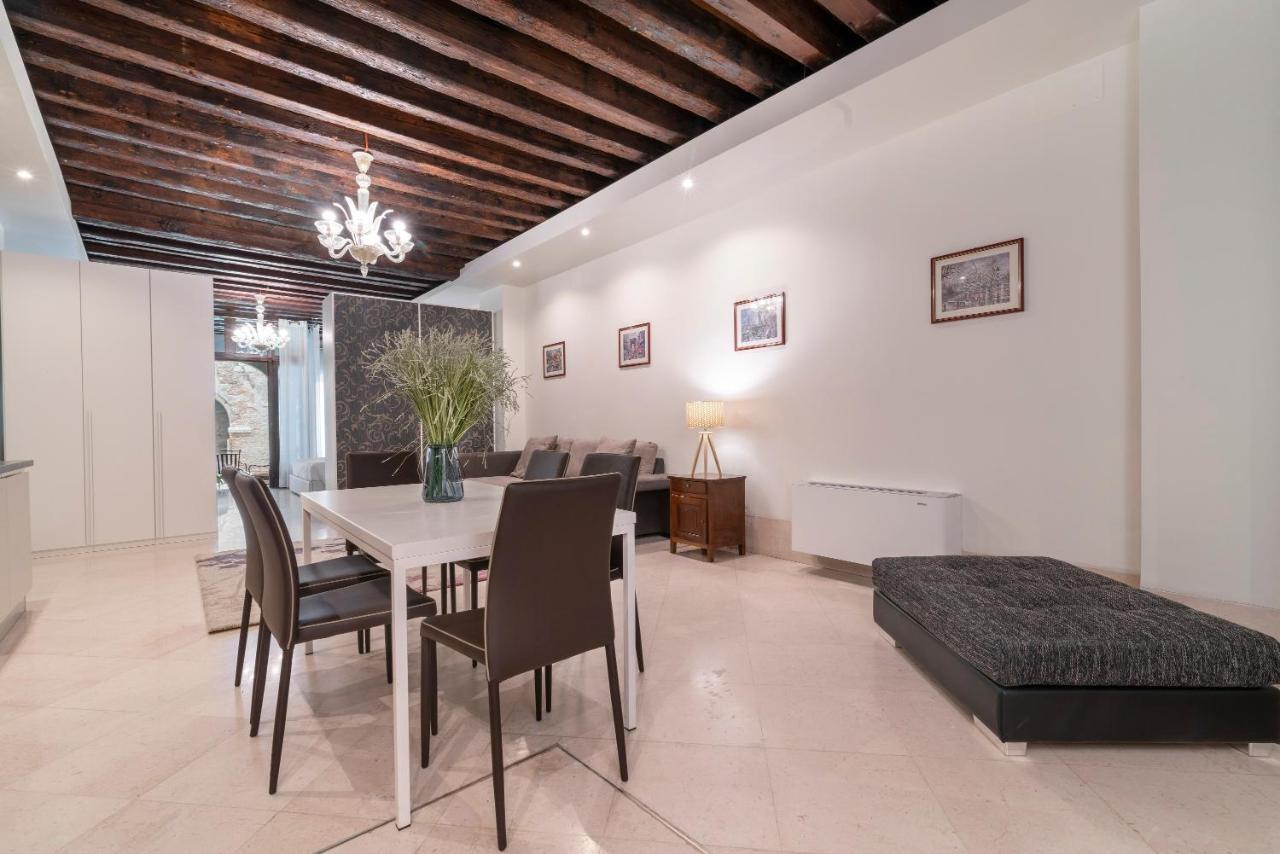 Riva Palace Apartments By Wonderful Italy Venise Extérieur photo